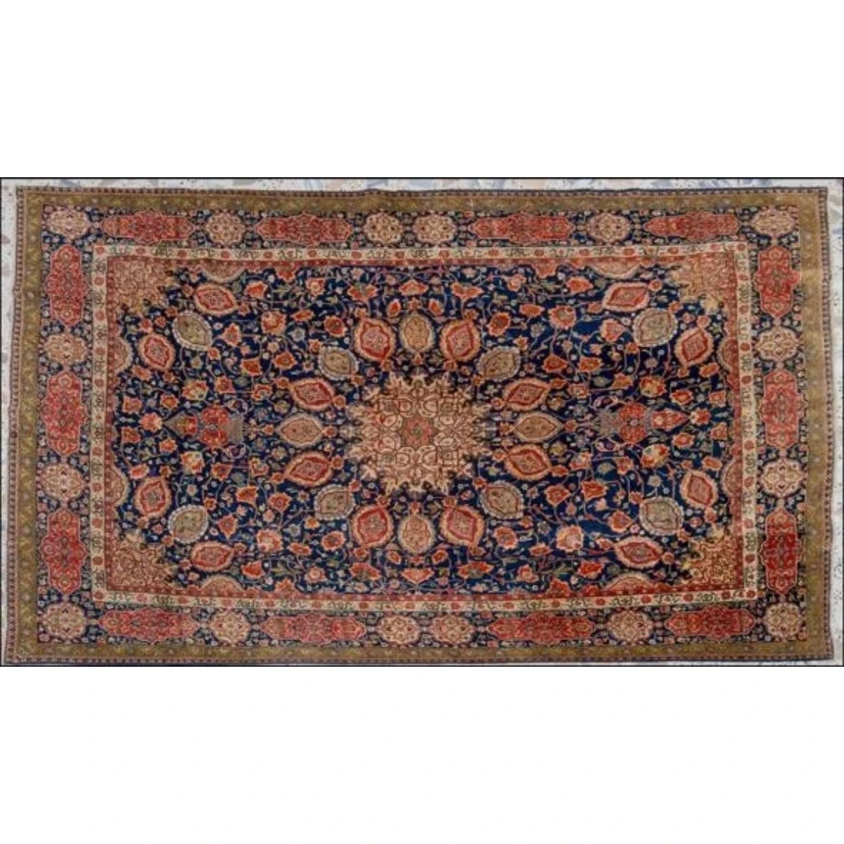 Antique Carpets/kilim
