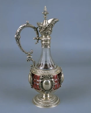 قطع زجاجية حمراء ألمانية مثبتة بالفضة