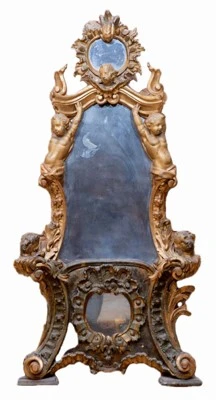 مرآة من الخشب المذهب على الطراز الباروكي