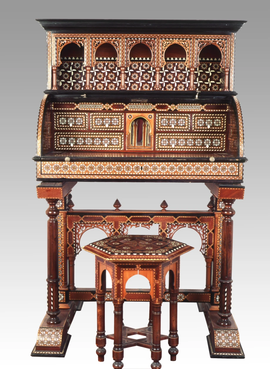 مكتب وطاولة عرضية