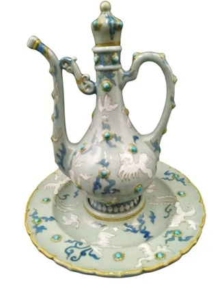 إبريق فخاري وحوض من تصميم إيموند لاشينال (1855-1930)