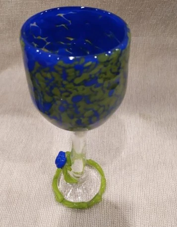 كأس زجاجية معاصرة مزخرفة