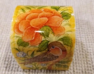 صندوق عظام الجمل الإيرانية المرسومة يدويًا