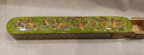 صندوق عظام الجمل الإيرانية المرسومة يدويًا