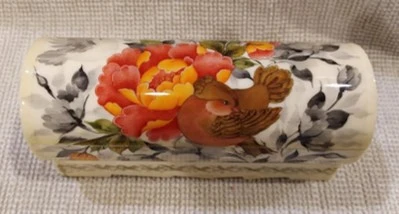 صندوق عظام الجمل الإيرانية المرسومة يدويًا