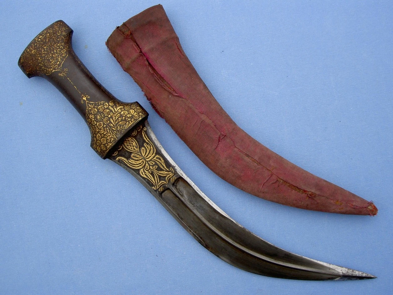 خنجر هندي مصنوع بالكامل من الفولاذ  القرن التاسع عشر
