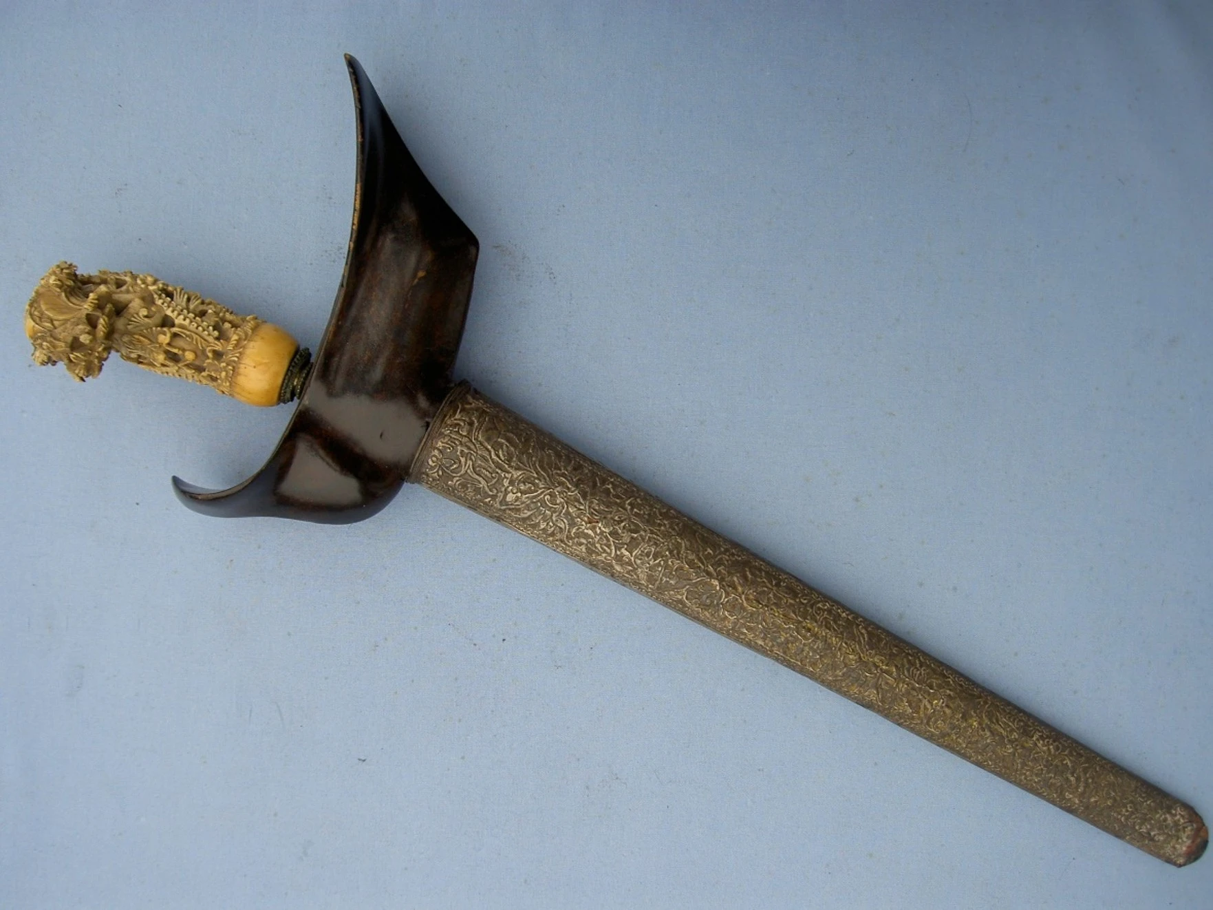 خنجر كريس من مادورا , القرن التاسع عشر أو أقدم