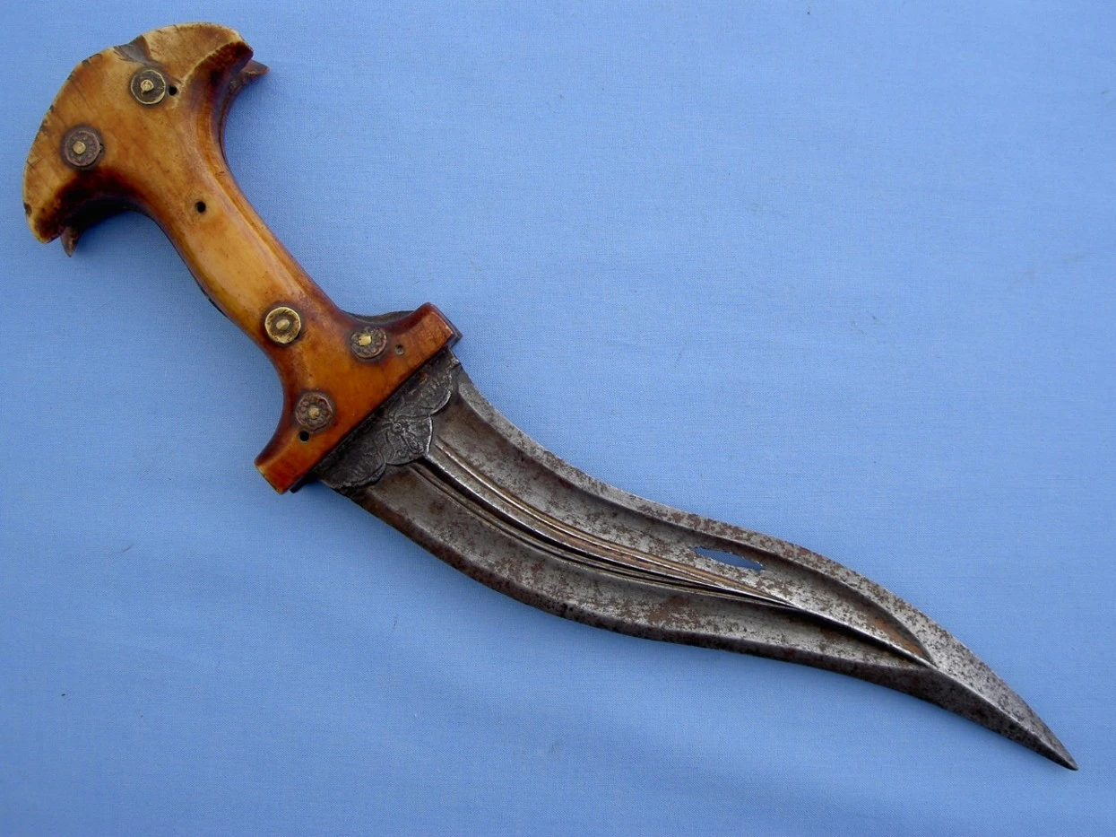 خنجر خانجرلي هندي