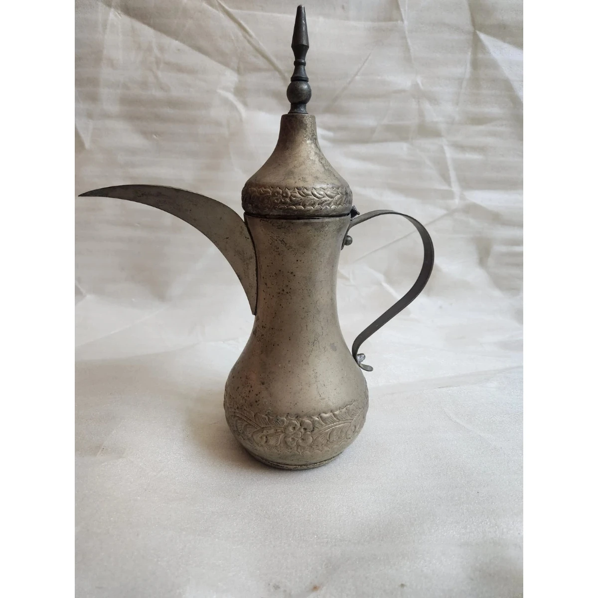 Elegant Silver Arabic coffe dallah (ewer)